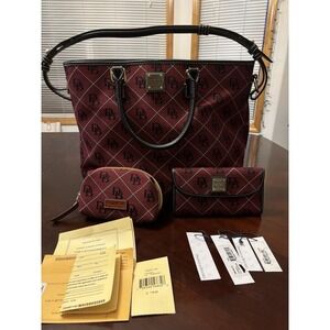 Dooney & Bourke Maxi Quilt Chelsea Shopper Tote Handbag, Wallet & Cosmetic‎ Case